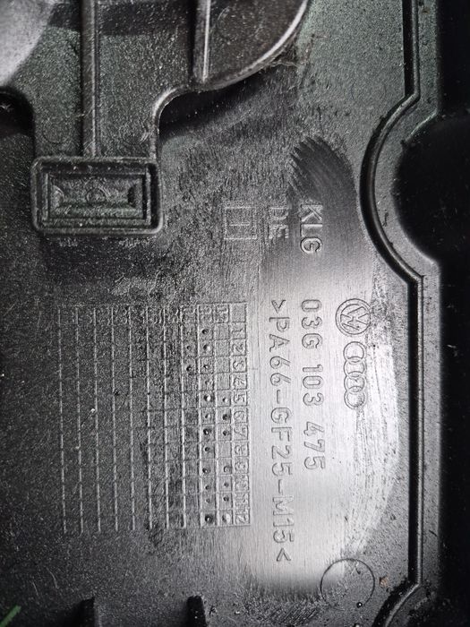 Pokrywa zaworów vw audi 2.0 tdi