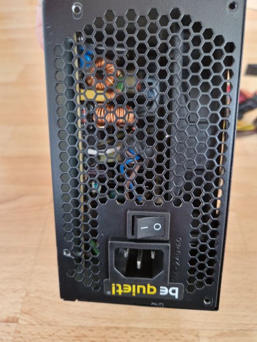 Be Quiet 300W 24+8(4+4)/4sata/2molex Якісний брендовий Блок живлення