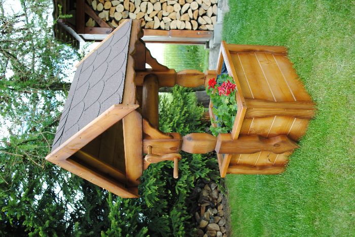 Studnia ogrodowa drewniana, donica, donice