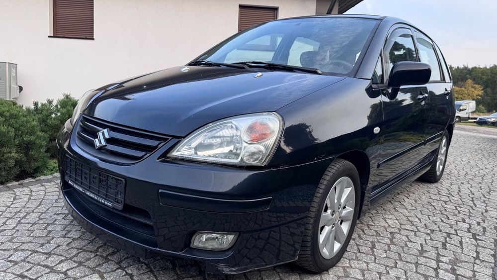 Suzuki Liana