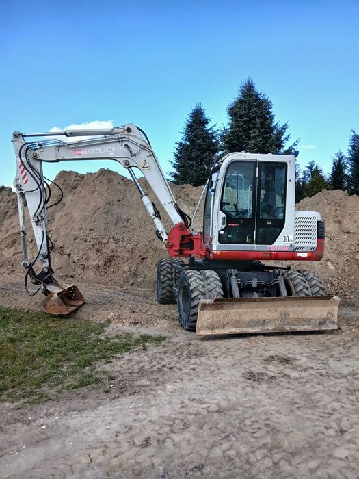 Takeuchi TB175W  Takeuchi tb 175w koparka kolowa 8.5t