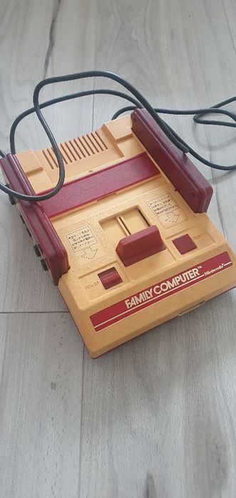 .nintendo famicom  HVC 002