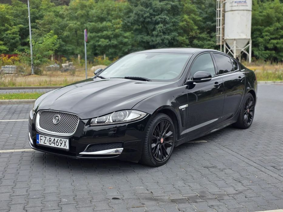 Jaguar XF