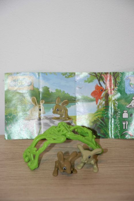 Kinder EN127 - Natoons - Animals in bushes