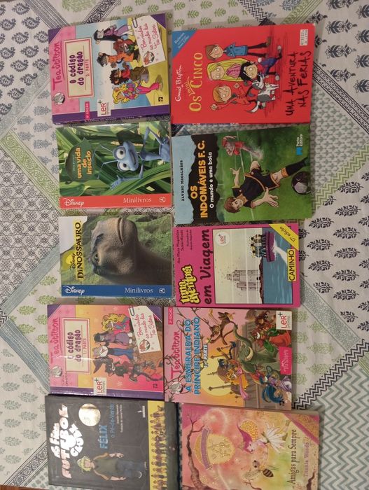 Livros juvenis- como novos