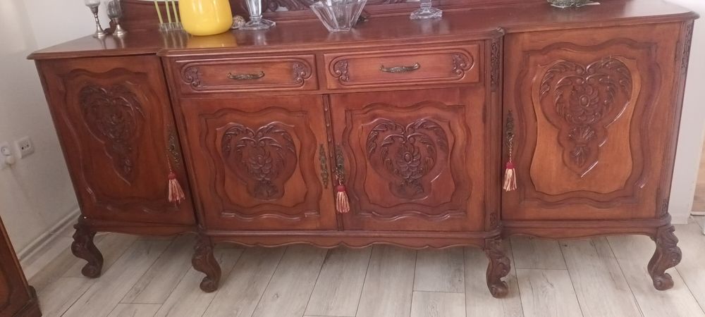 Piękne komody drewniane