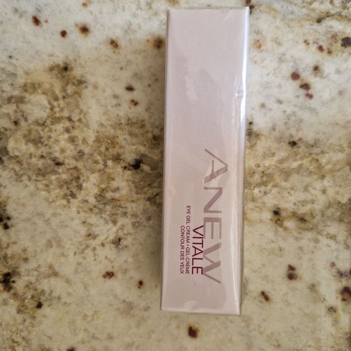 Avon anew vitale żel krem do pielęgnacji oczu