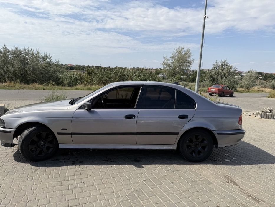 продам бмв е 39 2.8