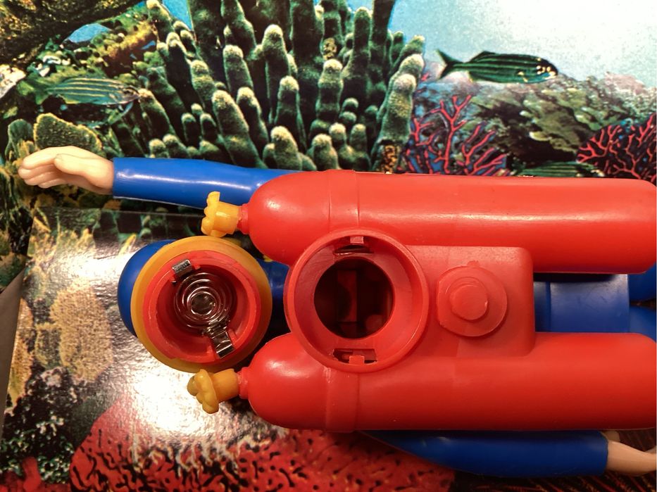 Mergulhador Frogman Playart toys brinquedo que nada com pilha