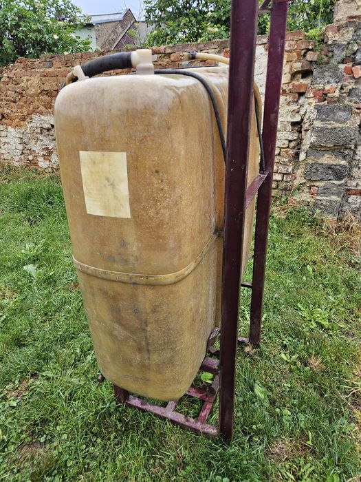 Sprzedam zbiornik 400l