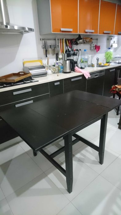 Kitchen table | Room with Flaps64564344386051121