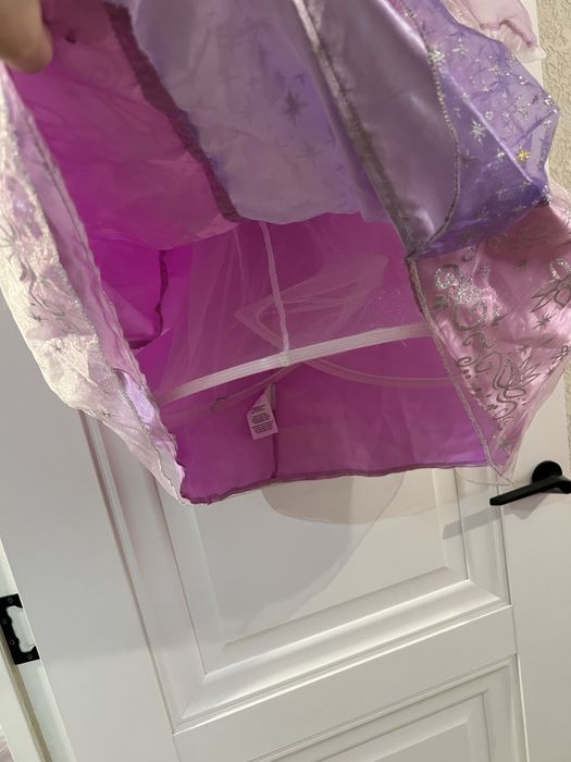 Сукня для красуні Рапунцель