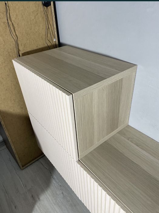 Ikea besta ryflowany beż pojedyncza plus dodatkowy jeden front