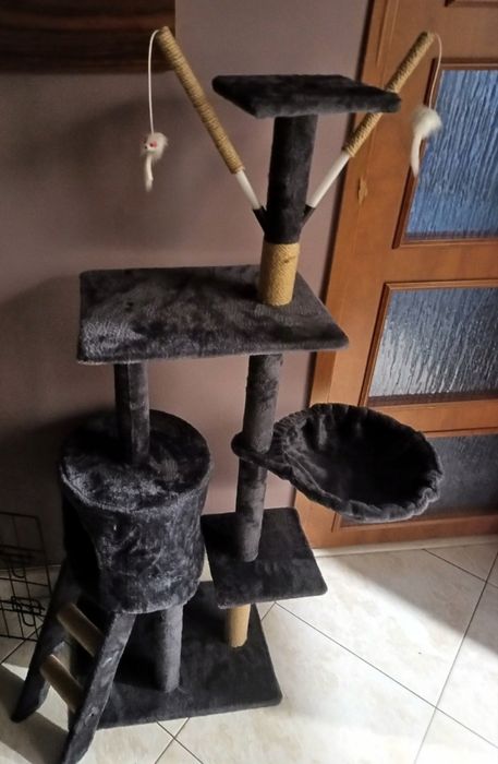 Drapak dla kota legowisko pluszowe wytrzymałe i stabilne z zabawkami