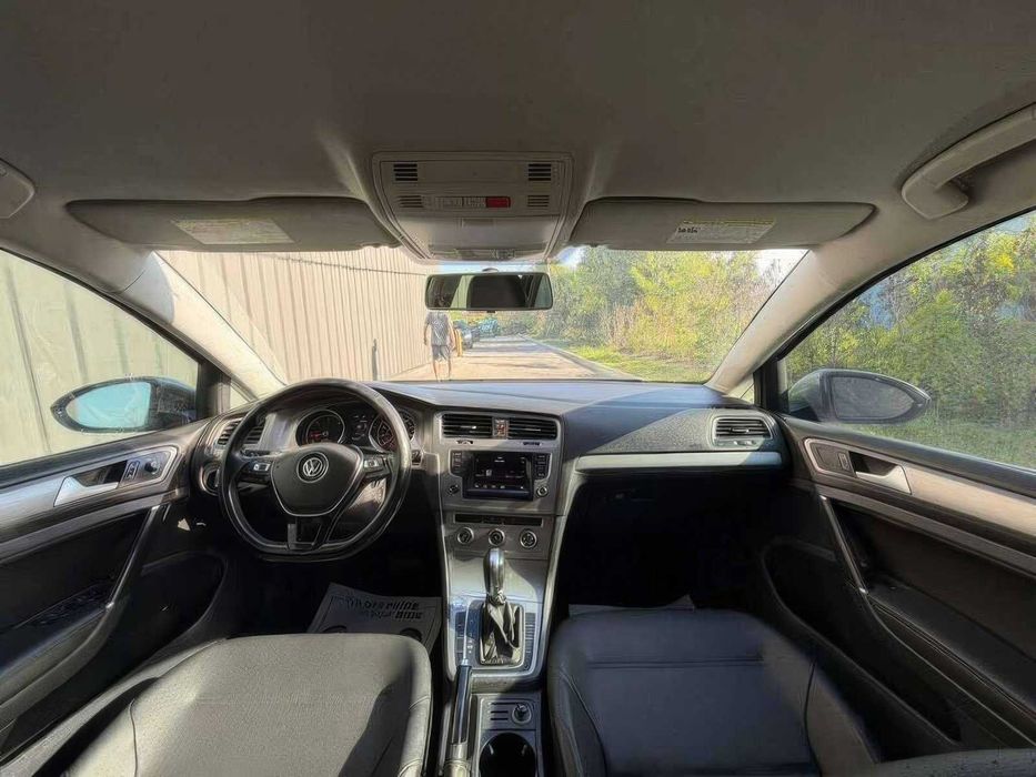Volkswagen Golf SportWagen SE      2015
