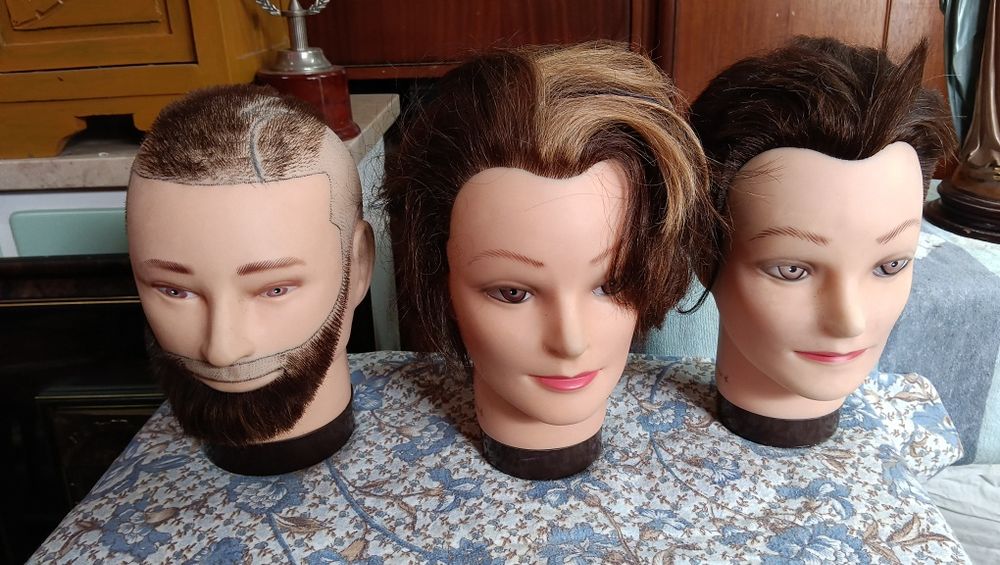 3 cabeças de manequim