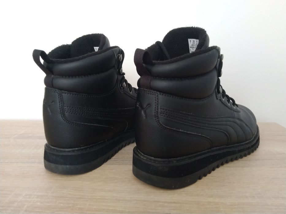 Buty zimowe Puma czarne skóra naturalna rozmiar 40,5 26 cm