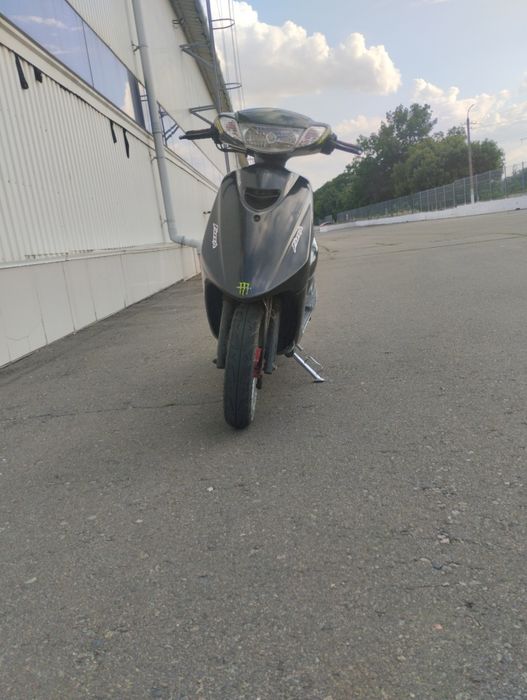 Ямаха са 36 с контейнера