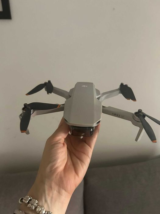 Drone Dji mini 2 se + comando + bateria