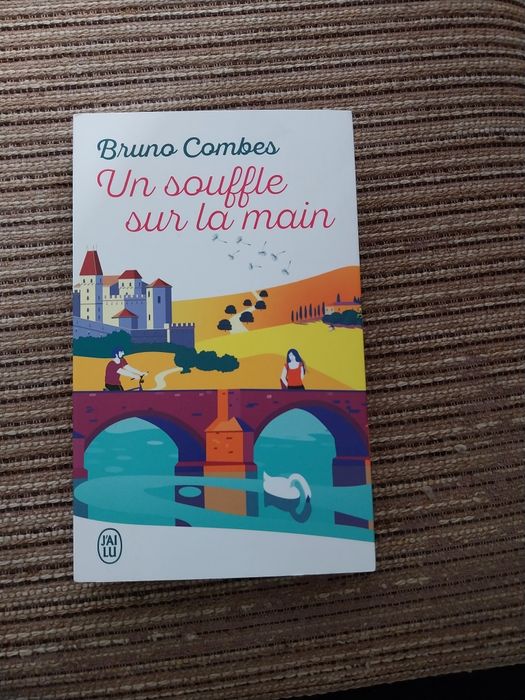Un souffle sur la main. Portes incluídos