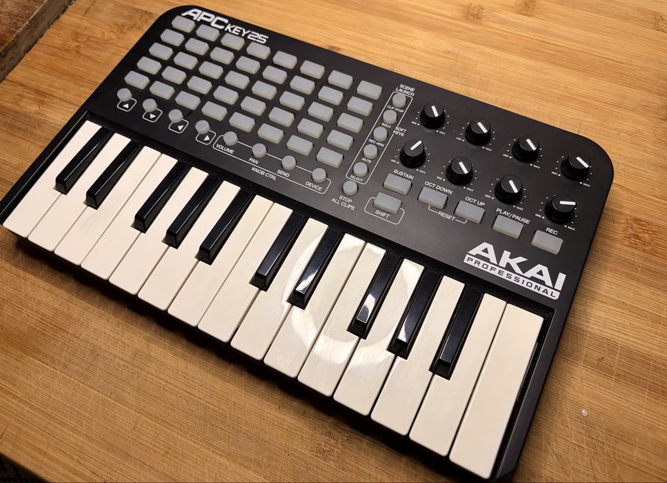 AKAI Professional APCkey25