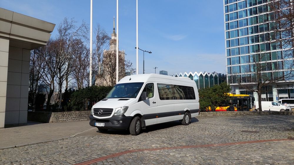 Оренда автобуса,мікроавтобуса,мінівена