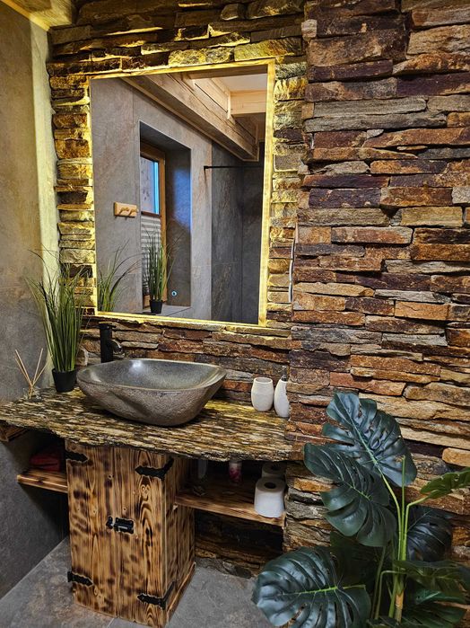 Domek z jacuzzi i sauną w górach na wyłączność