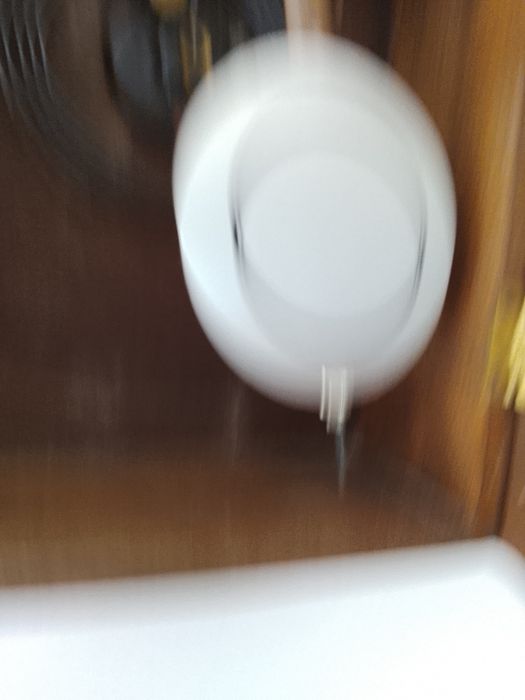 Relógio de parede de madeira