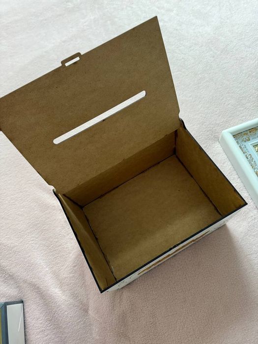 Весільна скринька для конвертів