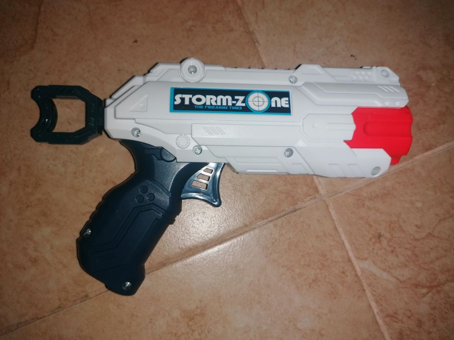 Детские пистолеты