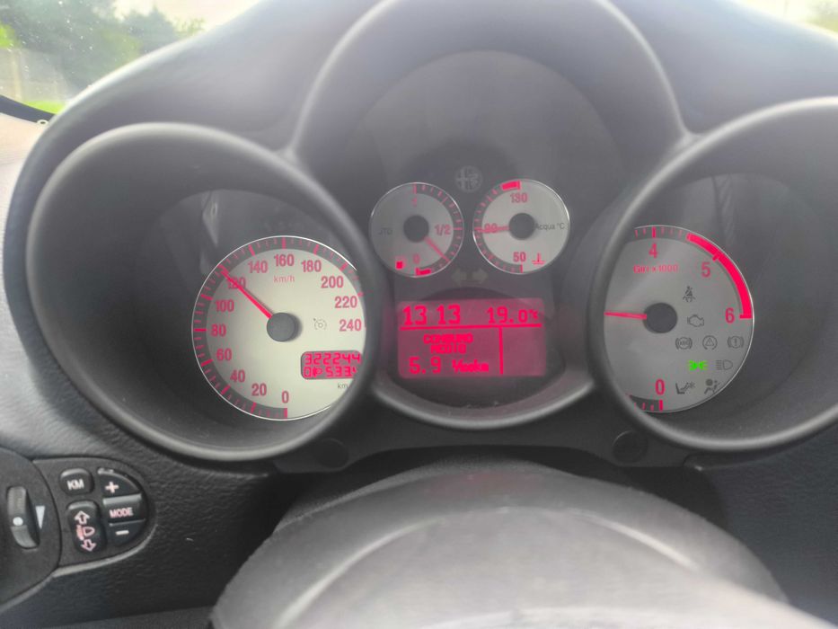 Alfa GT 1.9 JTD BERTONE ( Revisão geral  óleo/filtros/oleo caixa/velas/braços superiores, 4 pneus , IUC e inspeção feitos até o próximo ano 06/ 2027)