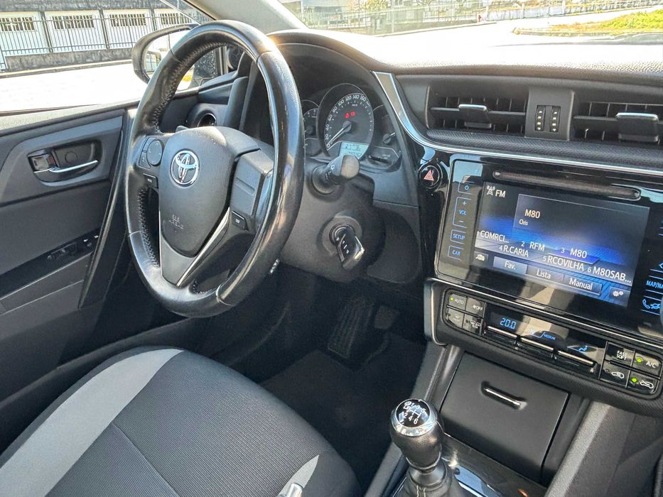 Toyota Auris 2016