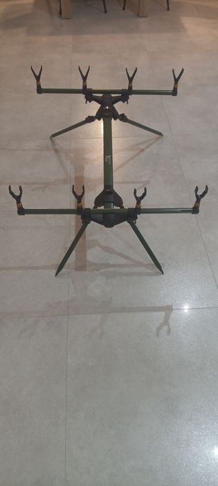 Tripod,podpórka na 4 wędki, marki Hokkaido