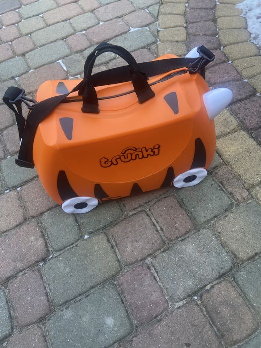trunki walizeczka na kólkach