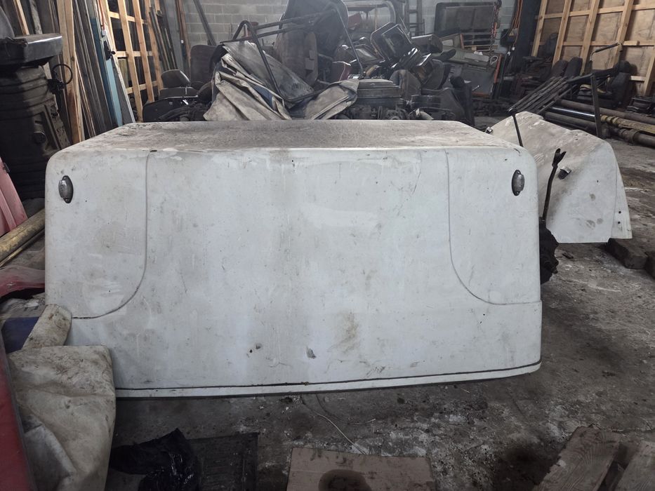 Спальний Бок Івеко Ман