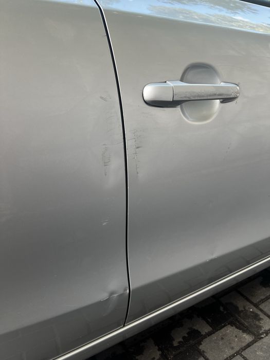 Hyundai i30………..