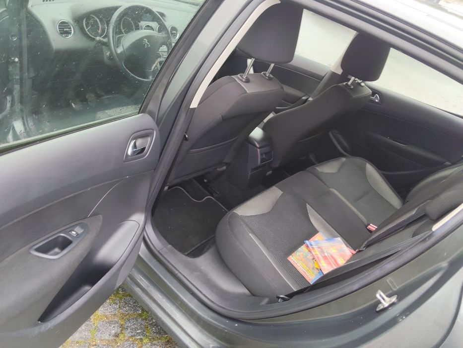 Peugeot 308 de 6 velocidades 1600 HDi 110 cv