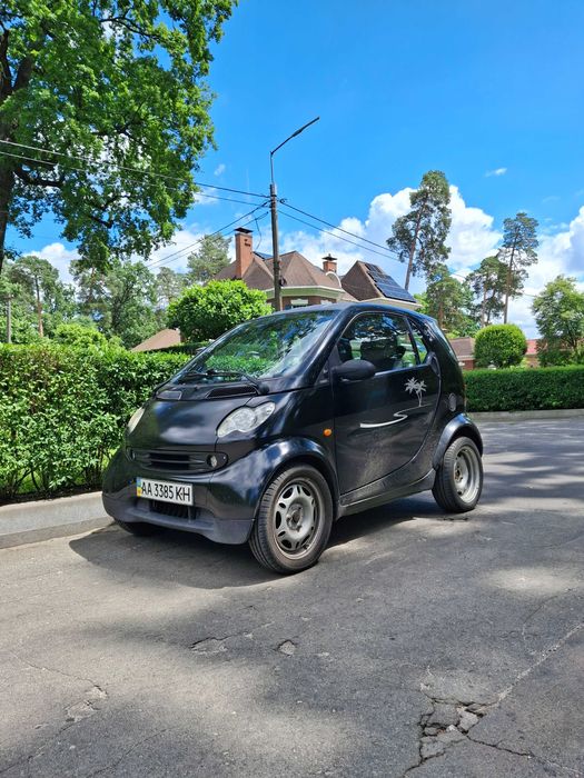 Машина smart fortwo 2003
