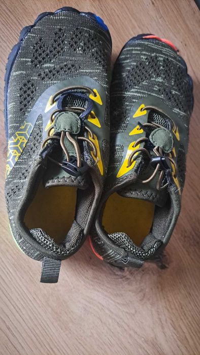 Buty chłopięce sportowe NOWE r. ok 32
