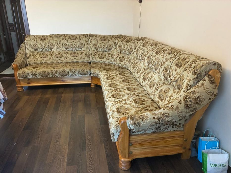 Диван кутовий для вітальні
