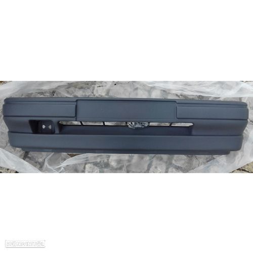 Para-choques Opel Corsa A modelo: 1990 até 1993 novo