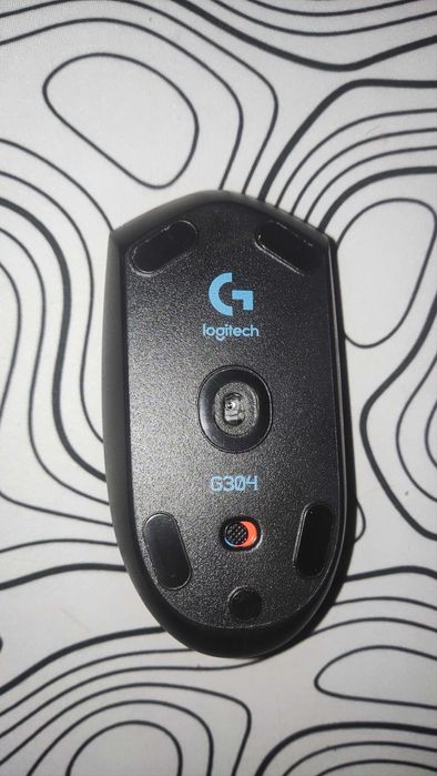 Новая игровая мышка Logitech G304 Lightspeed Wireless