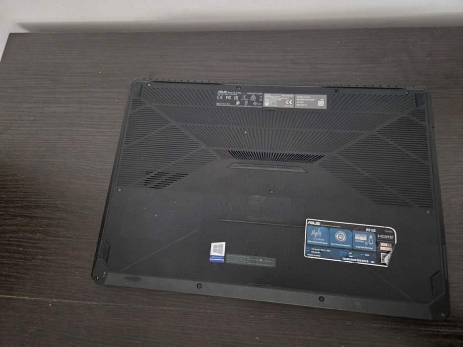 ASUS TUF Gaming 17,3, + Windows , AMD Ryzen 5, 2,1 ghz 8GB 512GB