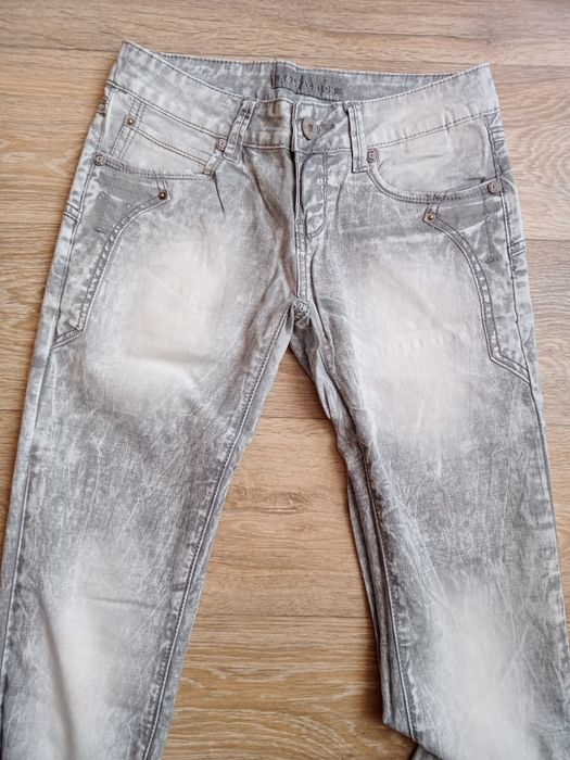 Spodnie S- M szare
