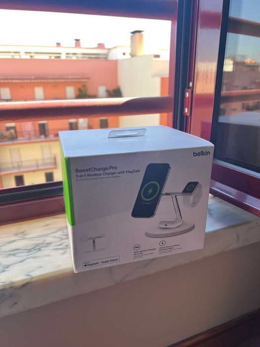 Belkin 3 em 1 - Carregador Wireless para iPhone, Apple Watch e AirPods