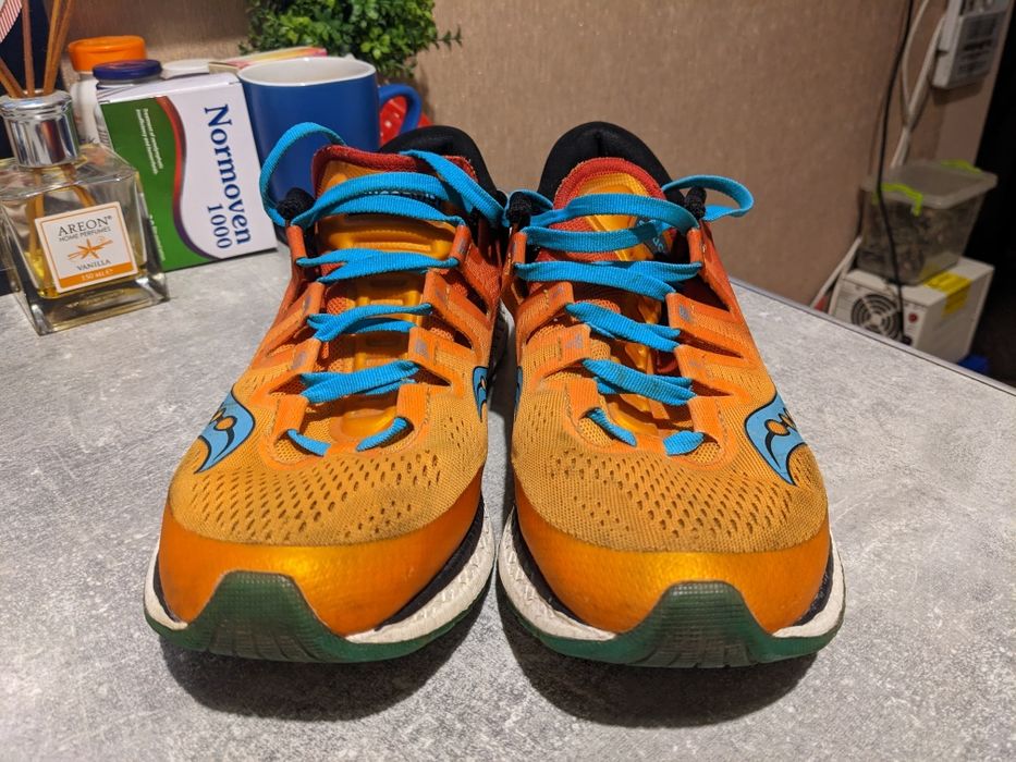 Кросівки Saucony Freedom ISO 41,5