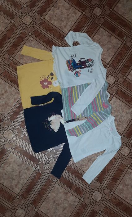 Футболка 104р, для девочки.