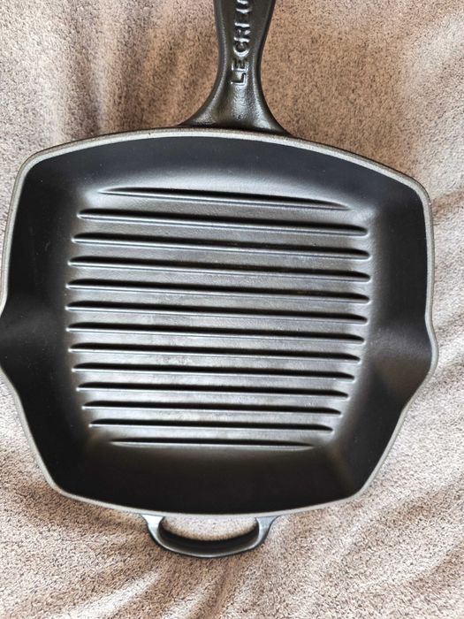 Сковорідка-гриль Le Creuset Signature 26 см чавунна