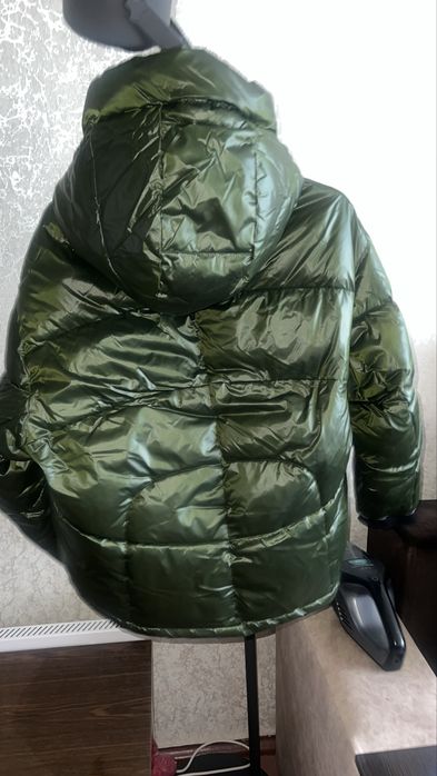 Женская куртка молодежная