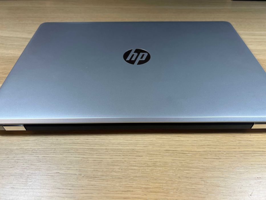 Laptop HP 15,6" - jak nowy